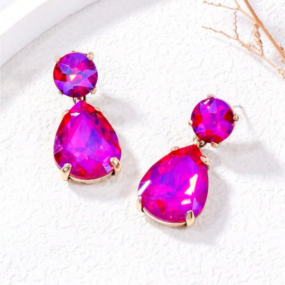 HOT PINK MAGENTA DROP EARRINGS BRAND NEW